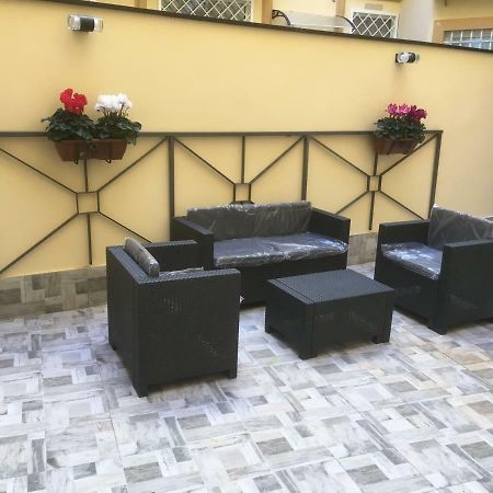 Mb95 - Mezzocannone Luxurious Bed&Breakfast Napoli Eksteriør billede