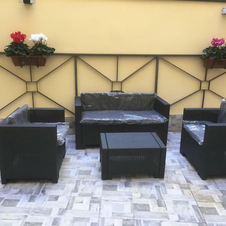 Mb95 - Mezzocannone Luxurious Bed&Breakfast Napoli Eksteriør billede